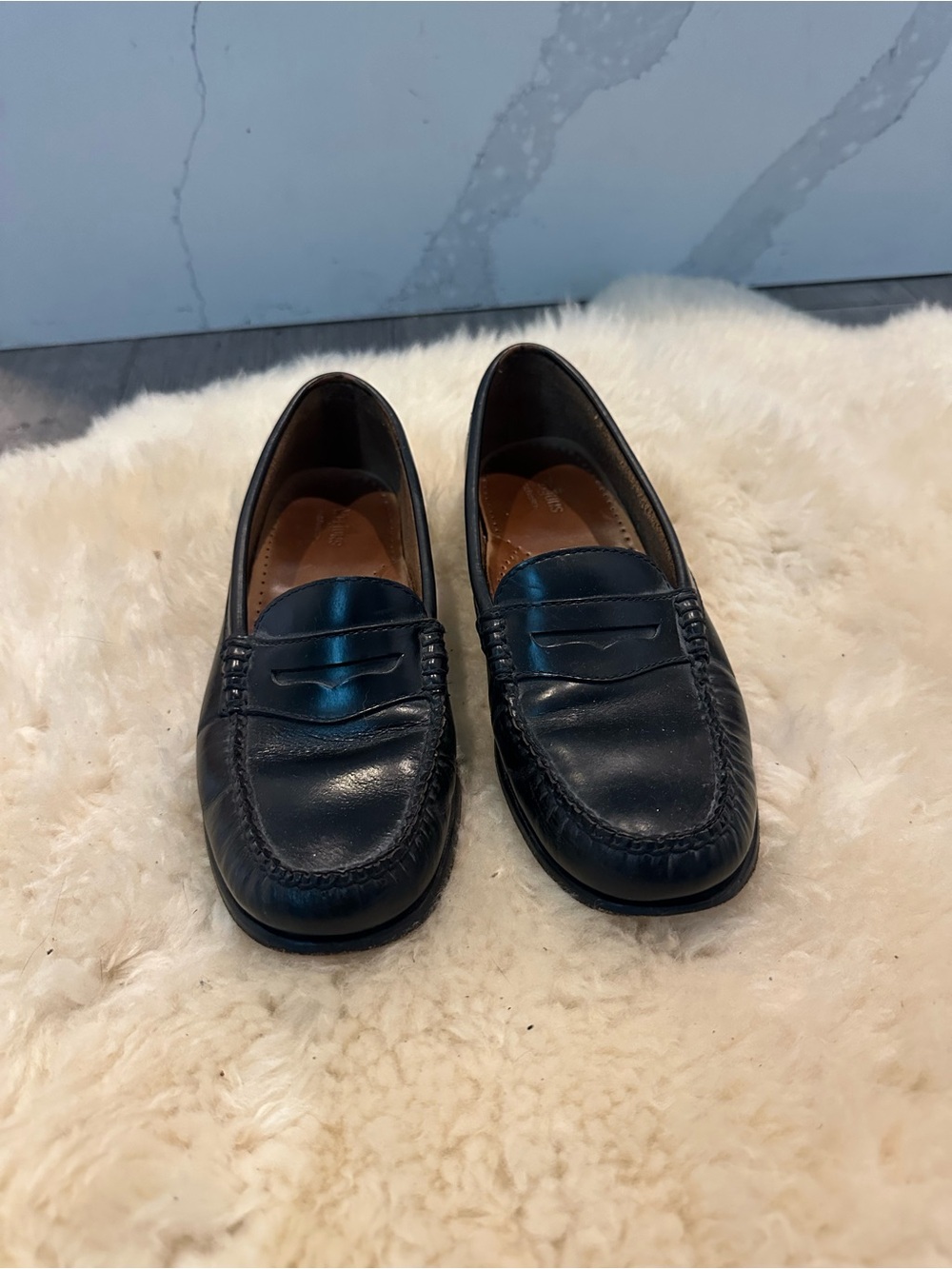 G.H. Bass & Co. Women’s Black Leather Women’s Penny Loafers Wayfarer size 7
